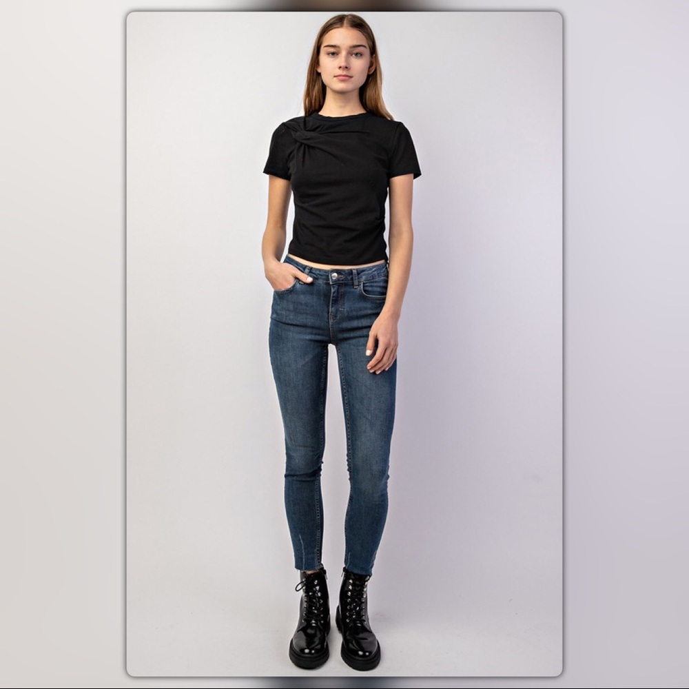 Black Gathered Front Crop Top